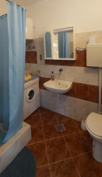 Apartmani Ana Karlobag Esterno foto